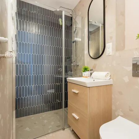 Charming Marszalkowska In The Centre Of By Renters